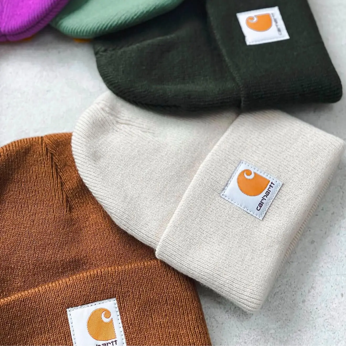Carhartt Ribbed Knit Watch Cap for Men Women – Warm Acrylic Winter Beanie Hat, Classic Folded Cuff Design, Soft Stretch Skull Cap for Outdoor Activities, Travel, Running, Camping, Casual Streetwear, Cold Weather Fashion, Perfect Holiday Gift