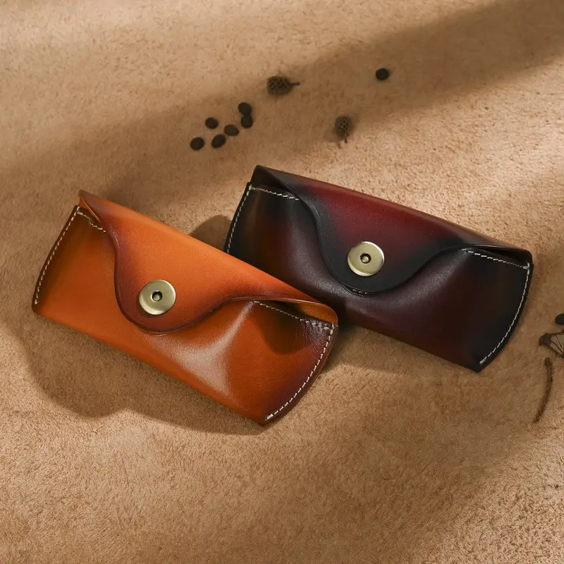 Vintage vegetable tanned leather glasses case, first layer cowhide handmade sunglasses storage bag, travel portable high-end fashion sunglasses case