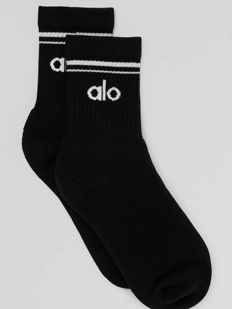 Premium Retro Half-Crew Socks for Men & Women, Unisex Cushioned Ribbed Sport Socks, Comfortable Breathable Mid-Calf Athletic Socks for Training, Workout, Travel, Casual Outfits & Everyday Street Style