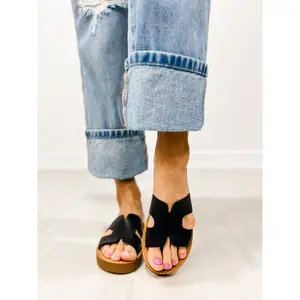 Corkys Hold Please Sandals in BLACK SMOOTH