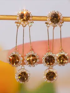 A Pair of Luxurious Tassel Earrings, An Essential Gift for Christmas and Thanksgiving, Suitable for Wearing To Banquets and Weddings