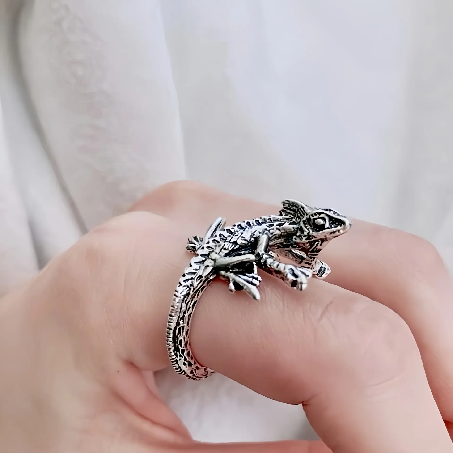 Retro Personalized Lizard Opening Ring - Unisex Fashion Costume Jewelry Accessory