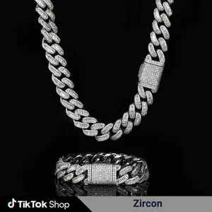 Full Paved Bracelet with Shining Zirconia Long-Lasting Shine Elegant Jewelry