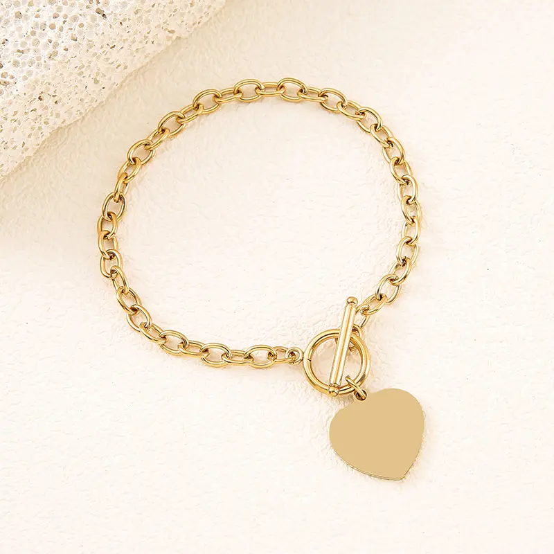 Gold 20mm heart shaped OT buckle bracele
