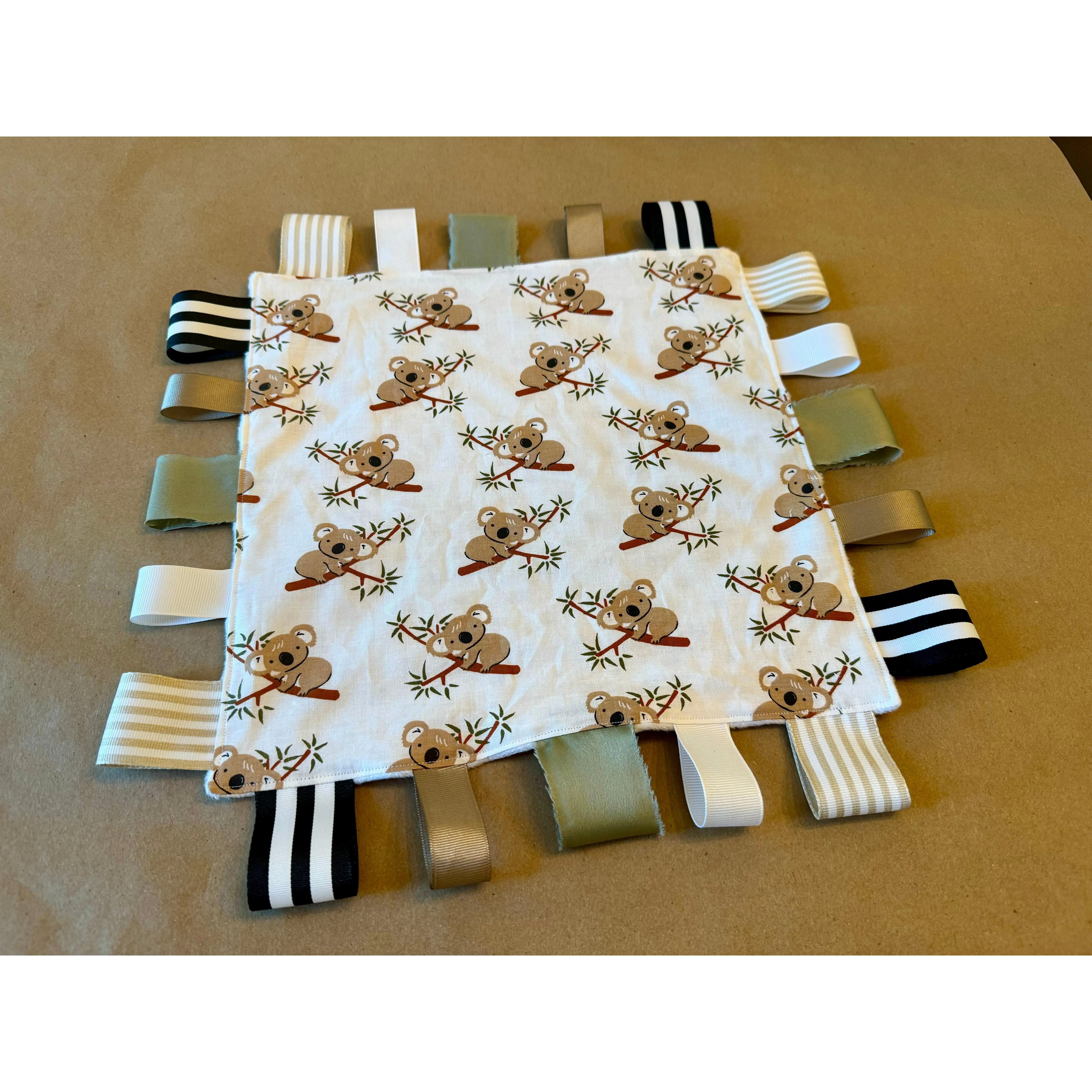 Koala Bears : Tag Blanket