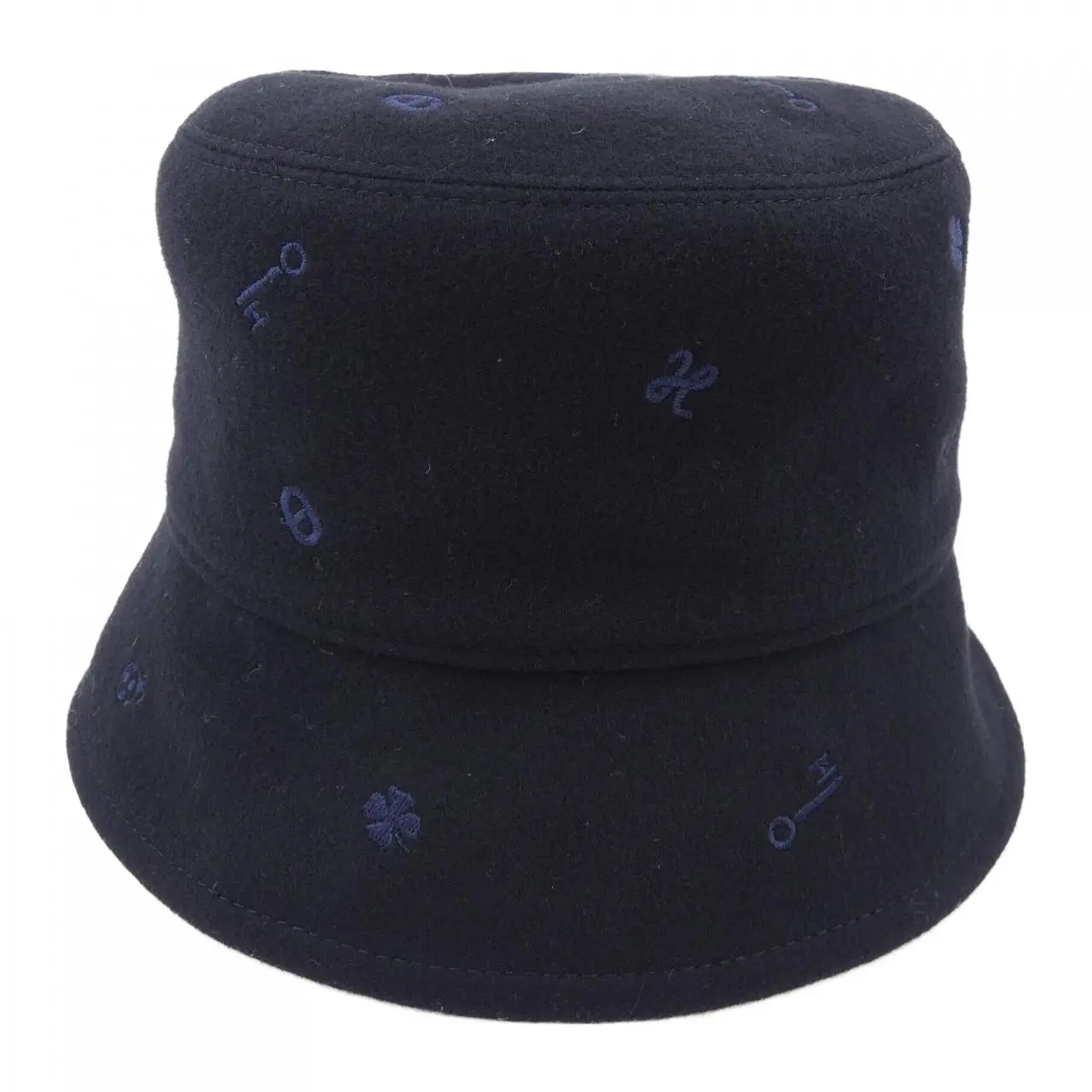 Pre-owned HERMÈS Cashmere Small Leather Goods Hermes Hat