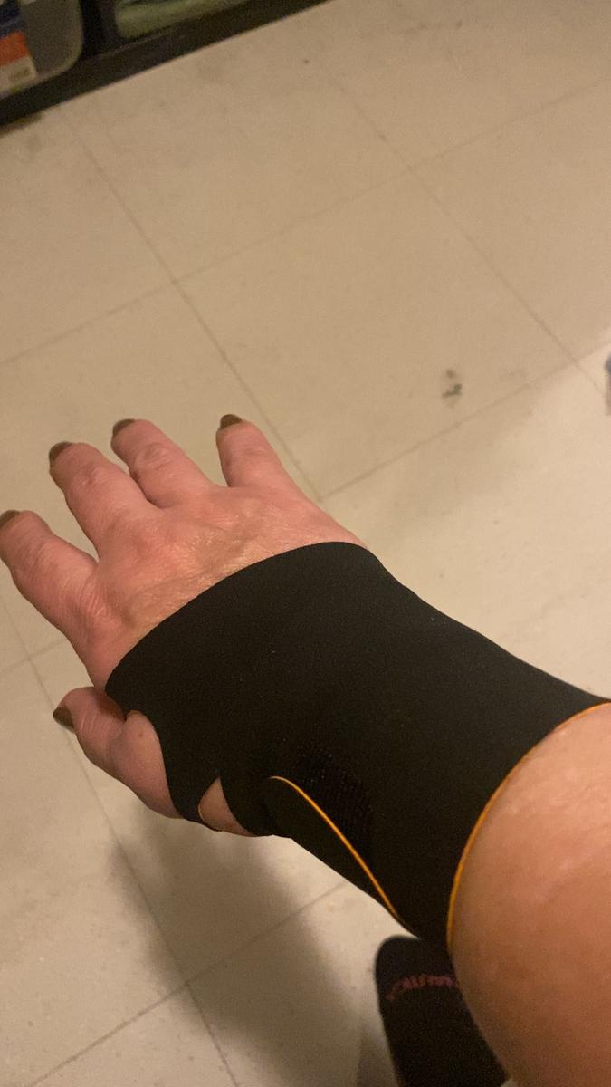 Item: Black  2 pieces