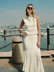 Elegant Ribbed Knit Ruffle Top