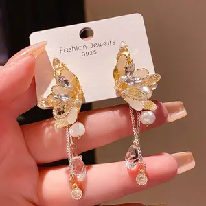 Light Luxury Diamond Inlaid Beaded Butterfly Wing Tassel Earrings, Fashion High-End Elegant Women's Ear Jewelry