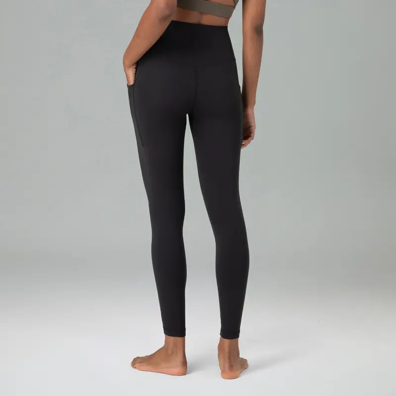 Colorfulkoala Women's Buttery-Soft Dreamlux High-Waisted Leggings - Fitted, Seamless Spandex Pants with Pockets, Basic Look Activewear for Yoga, Running, Athleisure