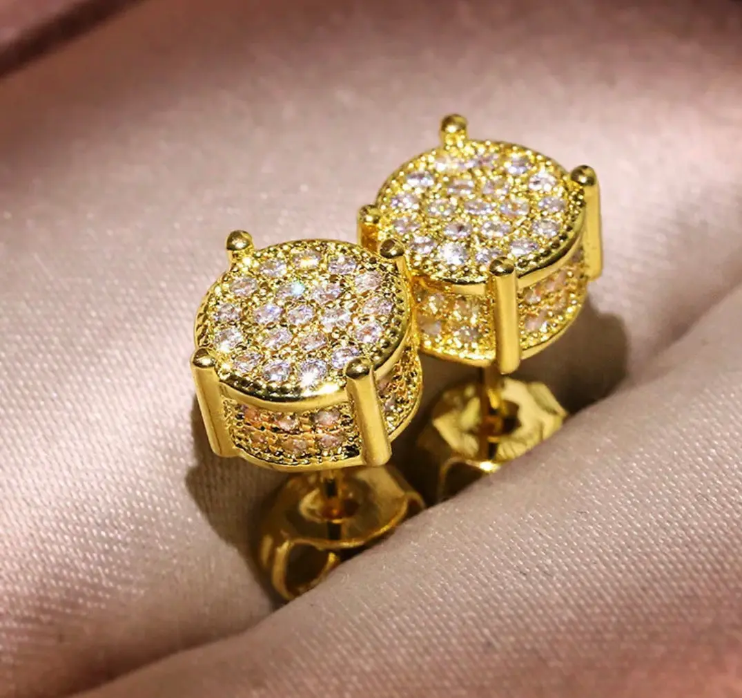 Diamond studs