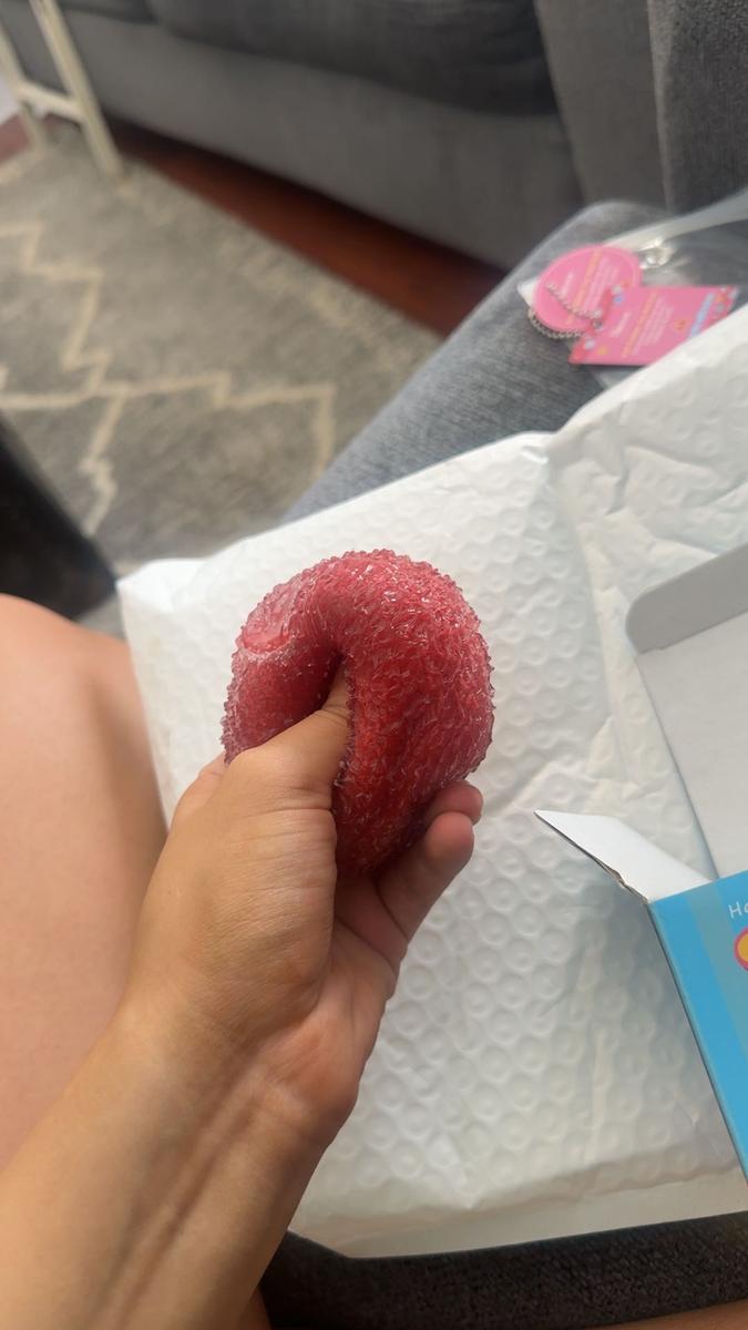 Item: Red (Sorbet Feel,Crunchy Sound)