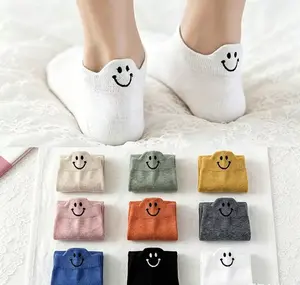 Women's 10-Pair Thin Embroidered Cute Stripes Ankle Length Smiley Face Socks Set - Stretchy, Comfortable, Breathable Cotton-Polyester Low Cut Boat Socks, Non-Slip, Lightweight All-Season Sports Hosiery Womenswear