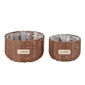 THY COLLECTIBLES Set of 2 Woven Wicker Planter Baskets with Plastic Lining, 2 Multipurpose Storage Baskets for Plants, Flowers, Toys Rustic Farmhouse Plant Pot Containers Decor Organiser