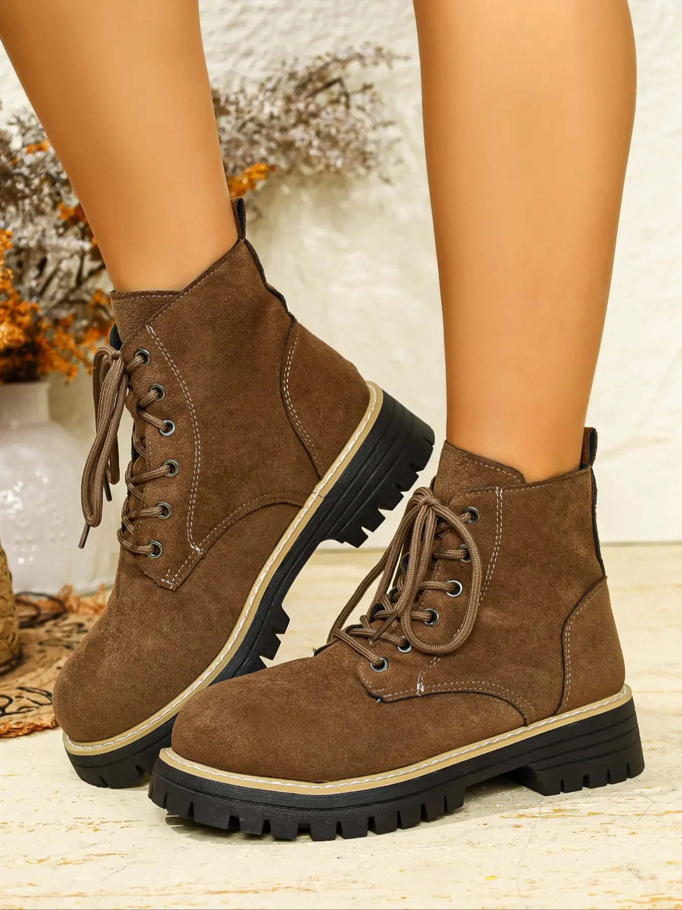 Women's Lace-Up Boots, Thick Sole Anti-Slip Wear-Resistant, Outdoor Sports Motorcycle Boots Fashion Short Ankle Boots