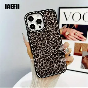 A sparkling leopard print phone case, encrusted with diamonds, available for multiple iPhone models. This soft phone case is designed to be drop-resistant and stain-resistant, and features elegant diamond embellishments, suitable for both men and women.
