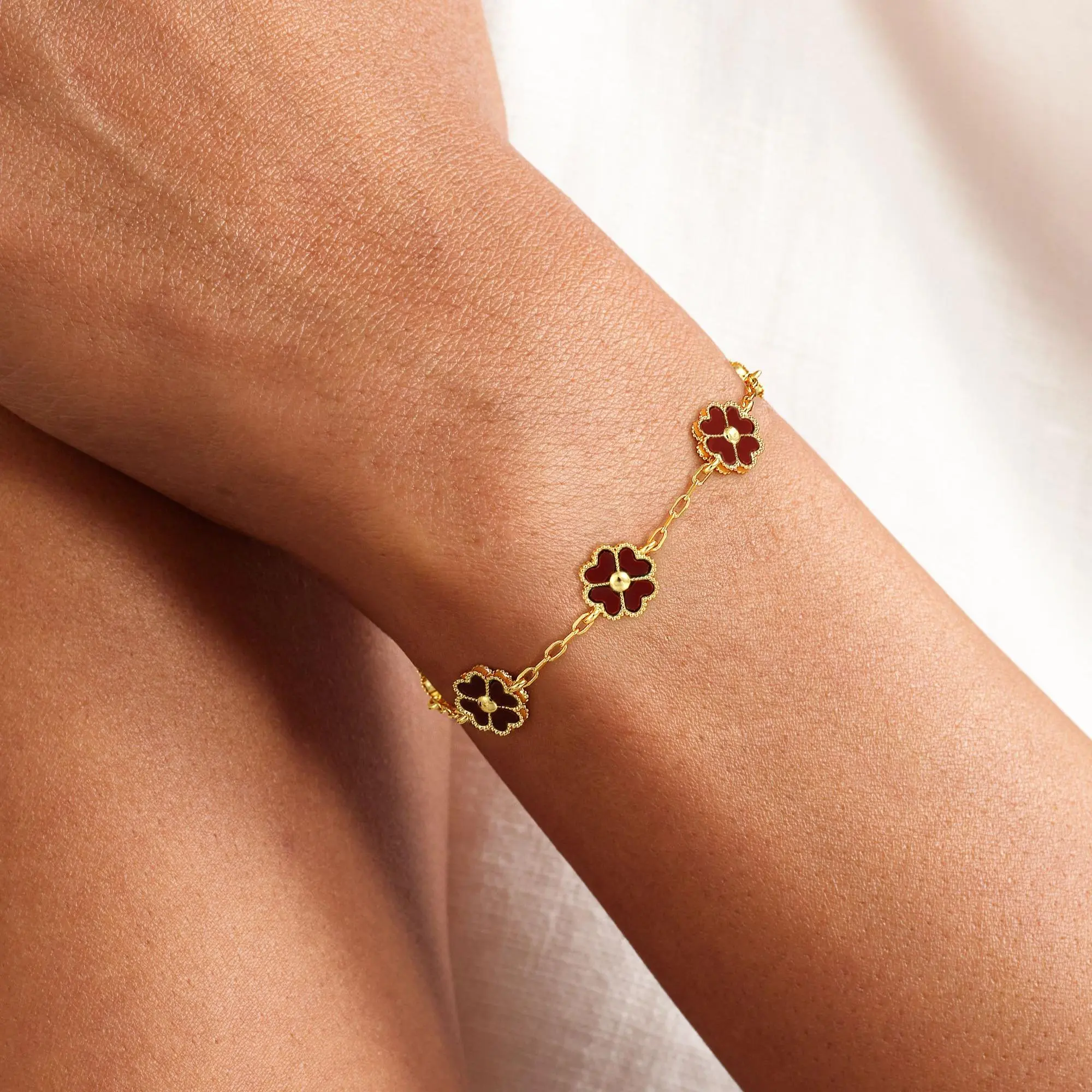 Tewiky 14K Gold Plated Lucky Clover Bracelets for Women, Trendy Thin Dainty Paperclip Chain Bracelet 6 Color Options Fashion Jewelry Accessories Easter & Mother's Day Gifts for Her summerwins-LB