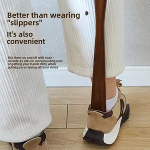 Solid Wood Long-Handle Shoe Horns, Home Use, Pregnancy Shoe Helper, Extended Handle Shoe Lifter, No-Bending Shoe Puller for the Elderly