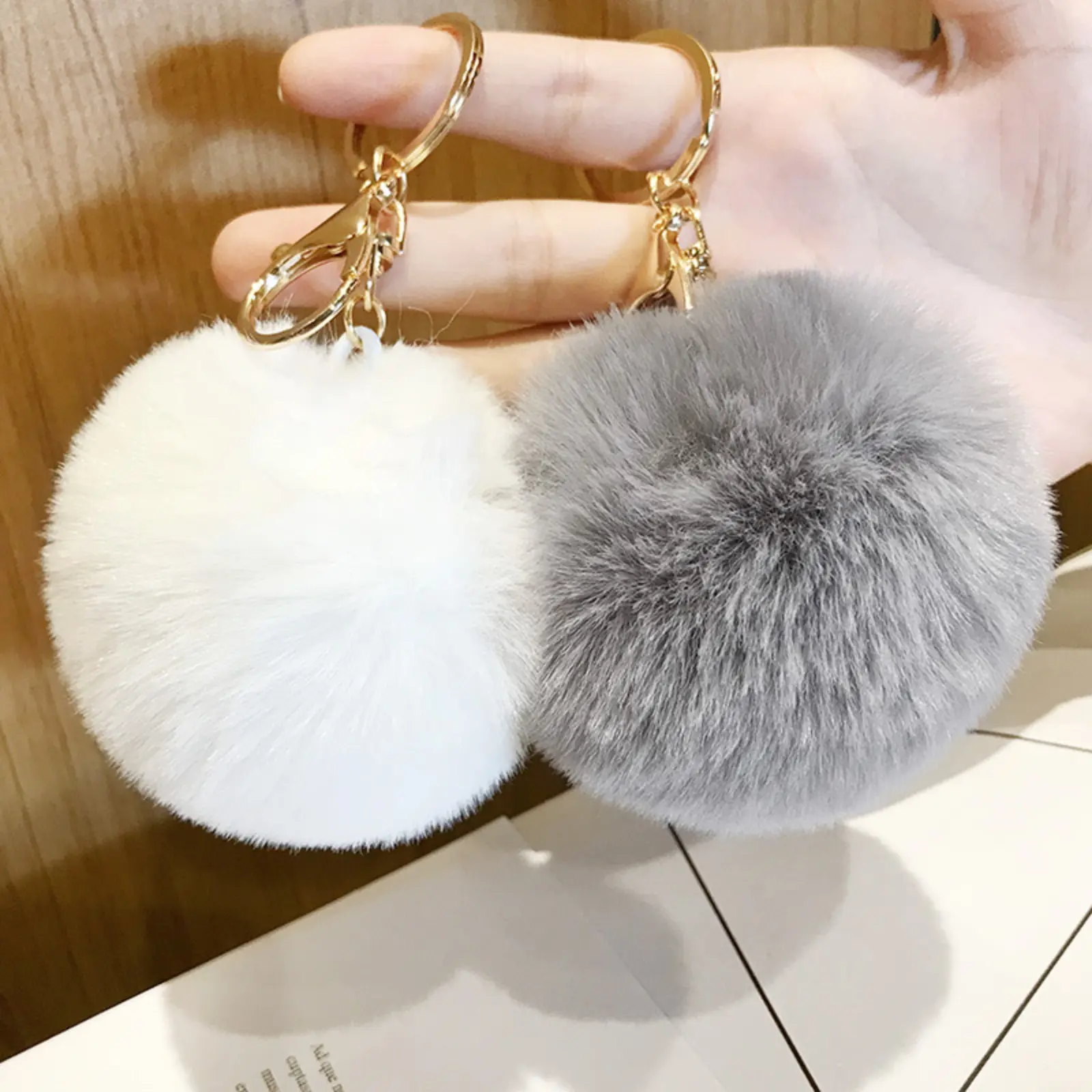 Soft Pompom Keychain - Cute Car Key Accessory for Car Keys, Multi-Purpose Sports & Outdoor Bag Accessory, Cute Keychains For Car Keys