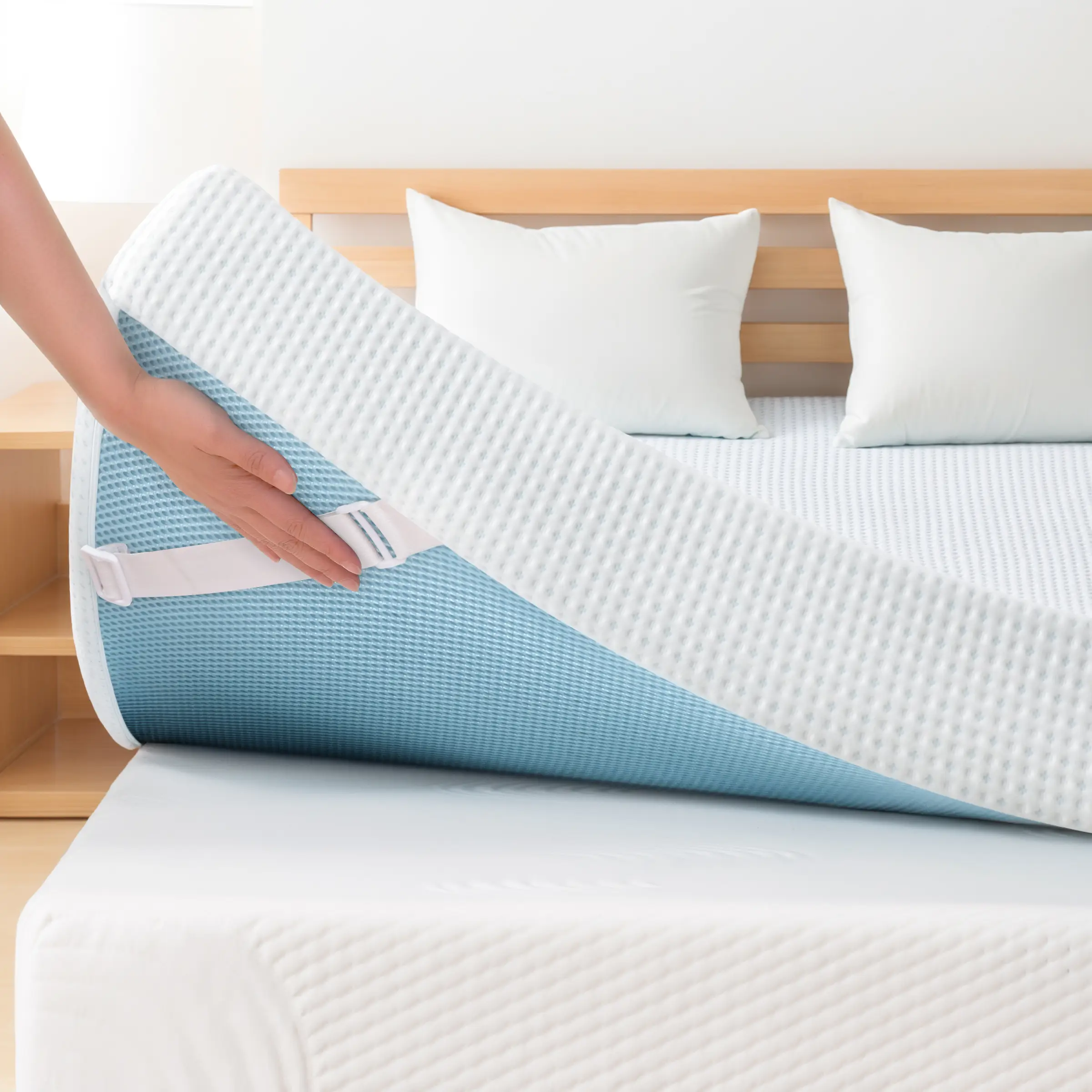 Dyfun ActiveChill Gel-Infused Memory Foam Bed Mattress Topper High Density Cooling Pad Removable Fitted Cover Hypoallergenic Featured