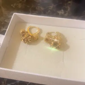 Durian Hoop Earrings 14K Gold Plated Unique Fruit Inspired Earrings Sparkling Rhinestone Statement Jewelry, Trendy Hoop Earrings for Women Gift DZEH3307