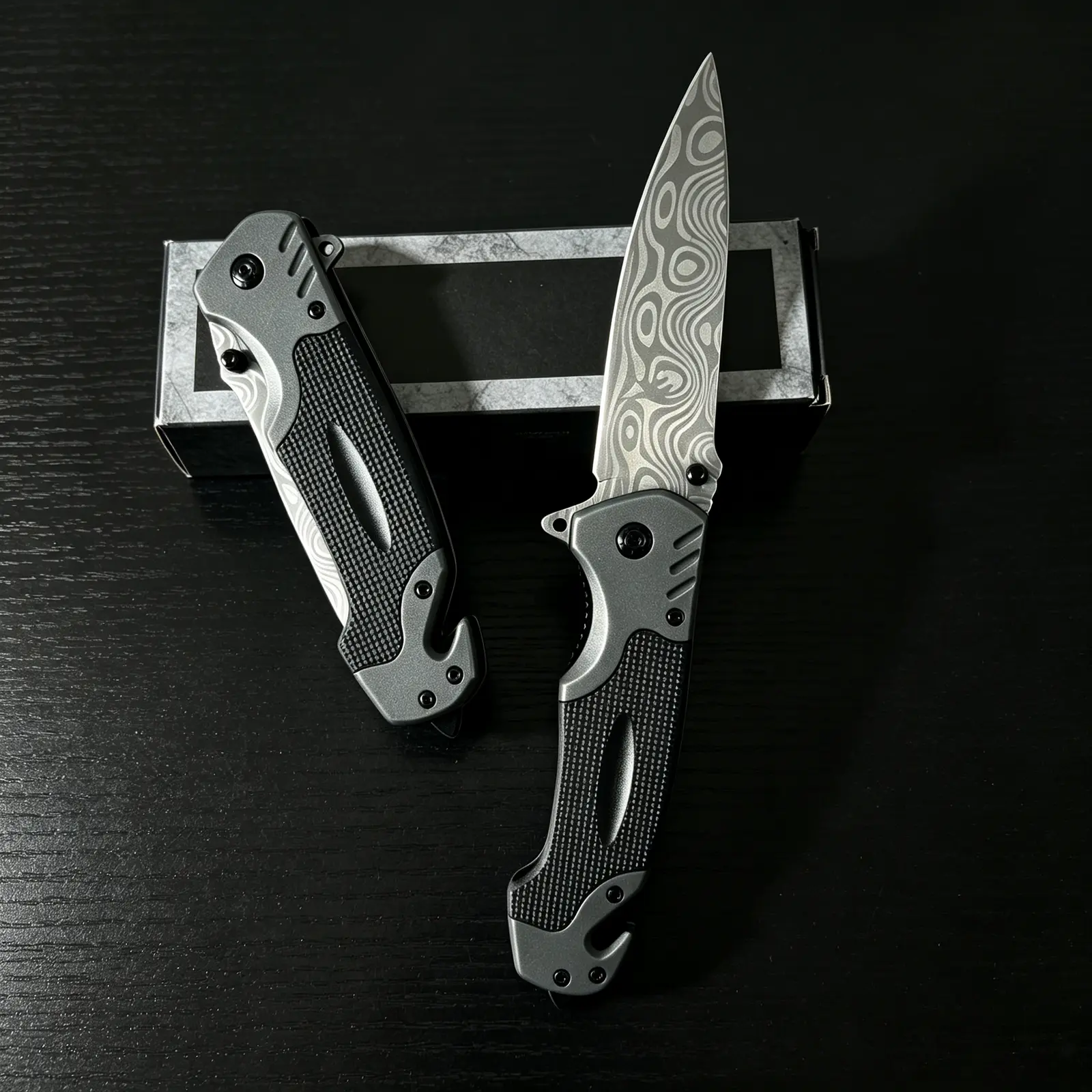 GOOD WORKER Legal Pocket Knife with Glass Breaker, Seat Belt Cutter -EDC Sharp Folding Knives with Portable Clip - Small Tool for Tactical Camping Survival Hiking - Gifts for Men, Women