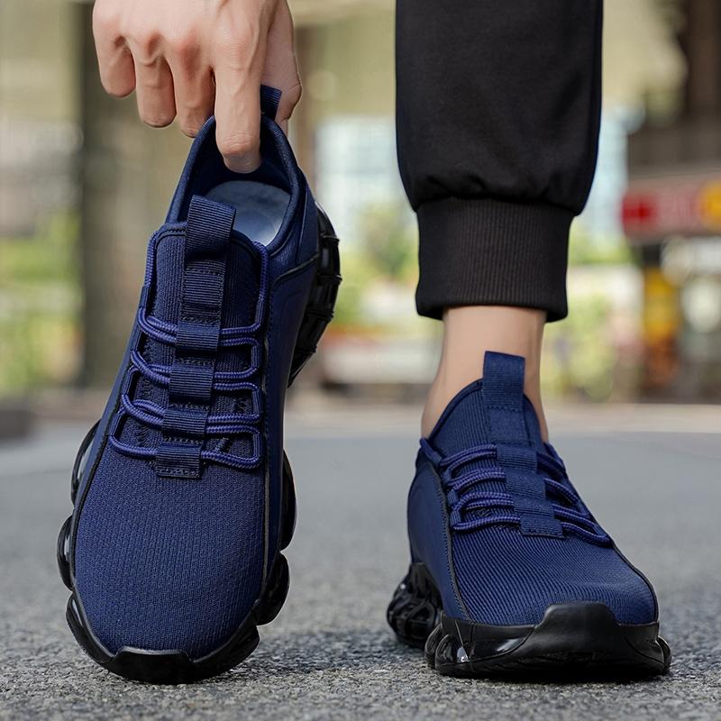 2025 Autumn Winter Men's New Breathable Sports & Leisure Shoes Lightweight Running Sneakers Thick Soled Skateboarding Black Driving Trainers woman men wide fit Breathable Men's Running Shoes