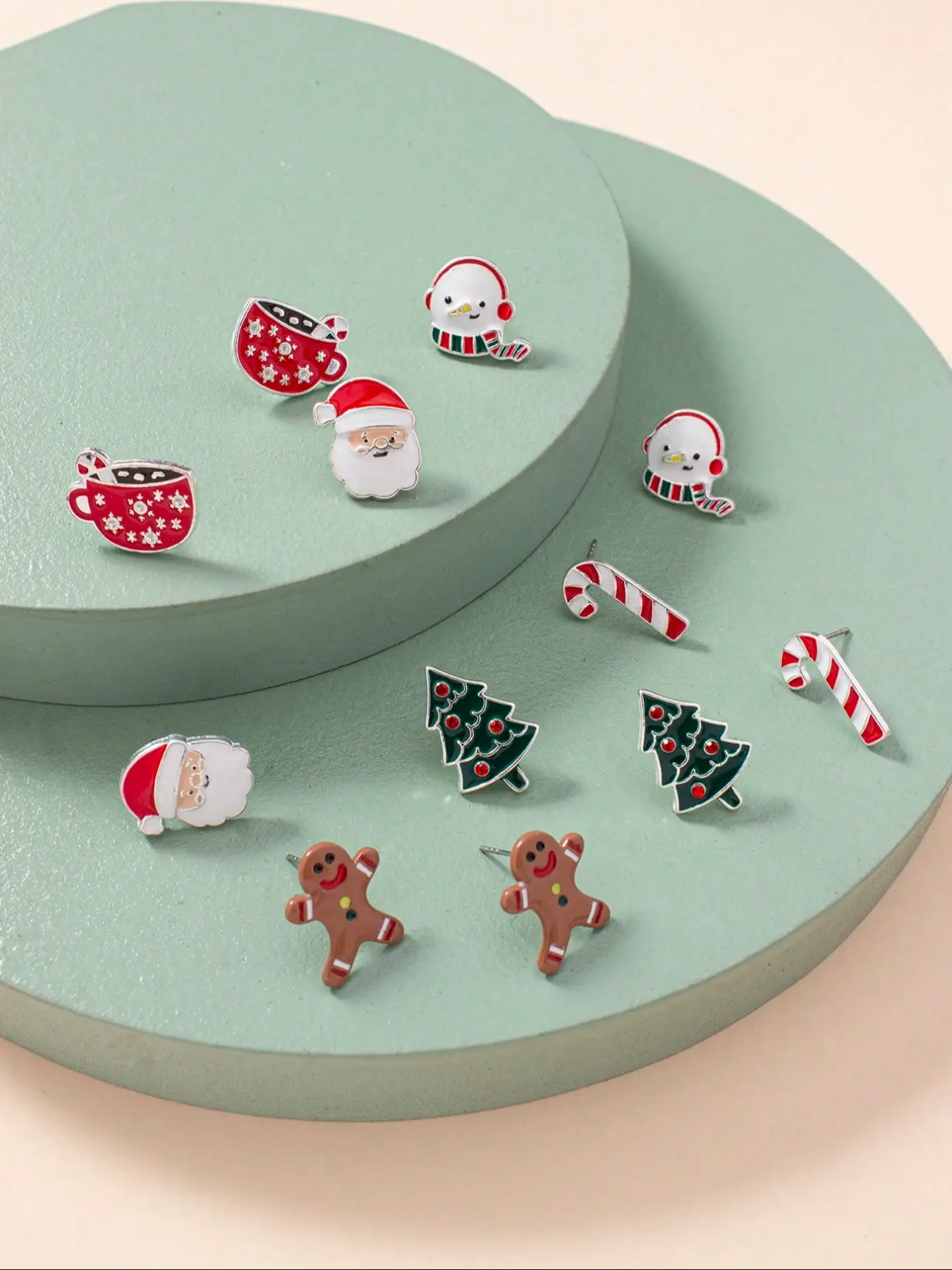 6/12 Pairs Christmas Earrings Set, Santa Claus Tree Snowman Socks Wand Labyrinth Bow Bell Gifts for Friends, Casual Fall Winter Style Earrings Jewelry