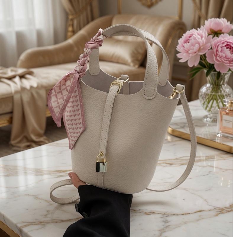 New Vegetable Basket Women's Bucket Bag Commuter Handbag Crossbody New Vegetable Basket Women's Bucket Bag Commuter Handbag Crossbody