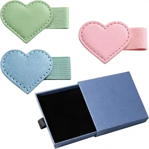 Heart-Shaped Magnetic Leather Bookmarks with Pen Holder Gift Box for Book Lovers Readers Cute Leather Bookmarks for Women Girls 2Pcs