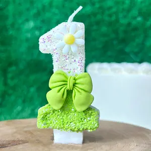 Green bowknot birthday candles, cute flower cake candles, number candles, suitable for birthday parties, weddings, anniversaries, and themed party cake decorations
