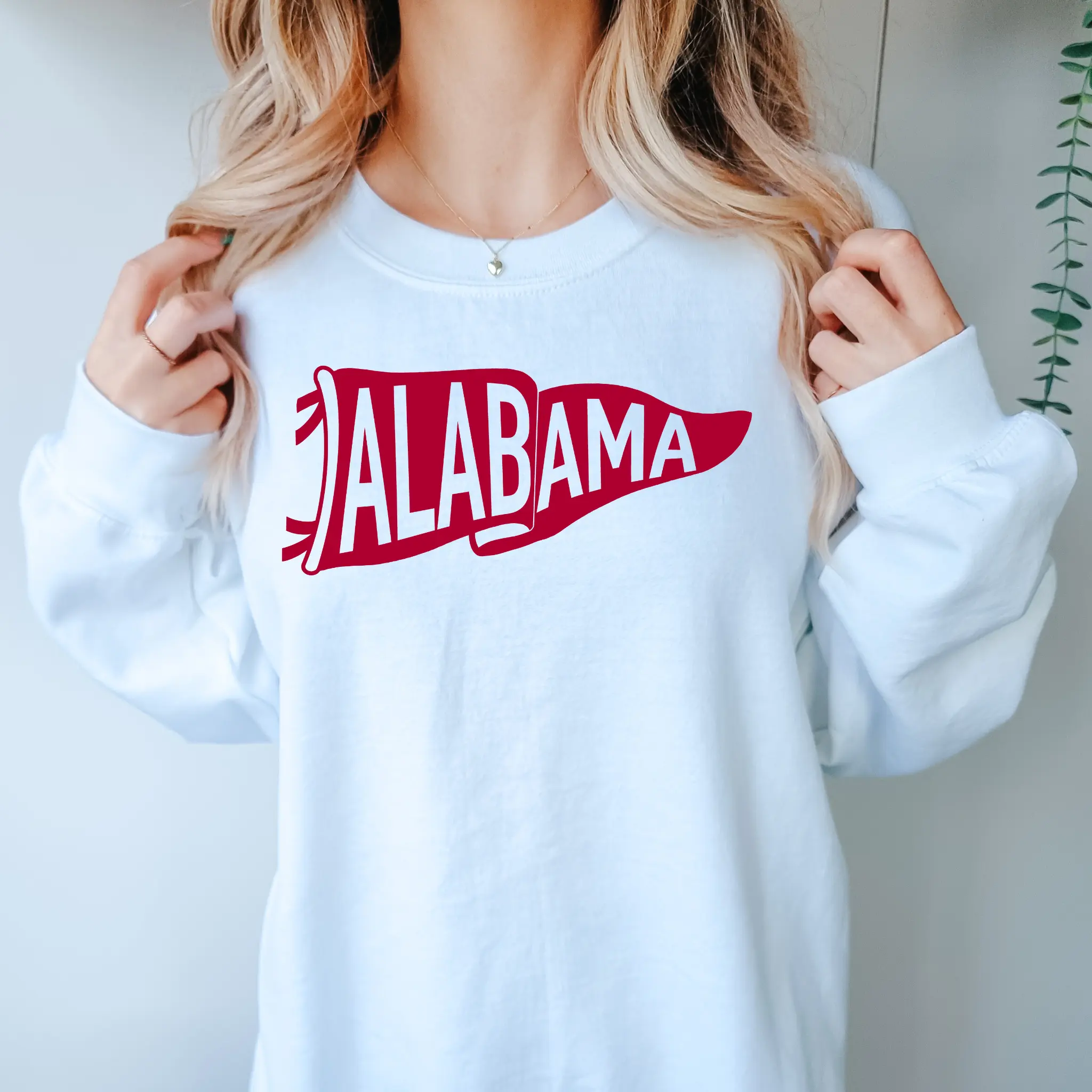 Alabama Pennant Sweater, Trendy Top for Women, Cute Sweater, Alabama Sweater, Crimson Tide, Game Day Outfit, University of Alabama, Alabama Football, Graduation Gift, Roll Tide