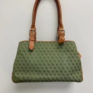 Vintage Dooney & Bourke Handbag green