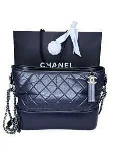 Pre-owned CHANEL Gabrielle Medium Hobo | Black Aged Calfskin