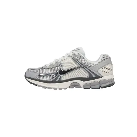 Nike Zoom Vomero 5 Men’s Summit White Metallic Silver Mesh Leather Running Shoes - Breathable, Cushion Foam, True to Size, Metallic Accents, Daily Casual Comfort Sports Footwear
