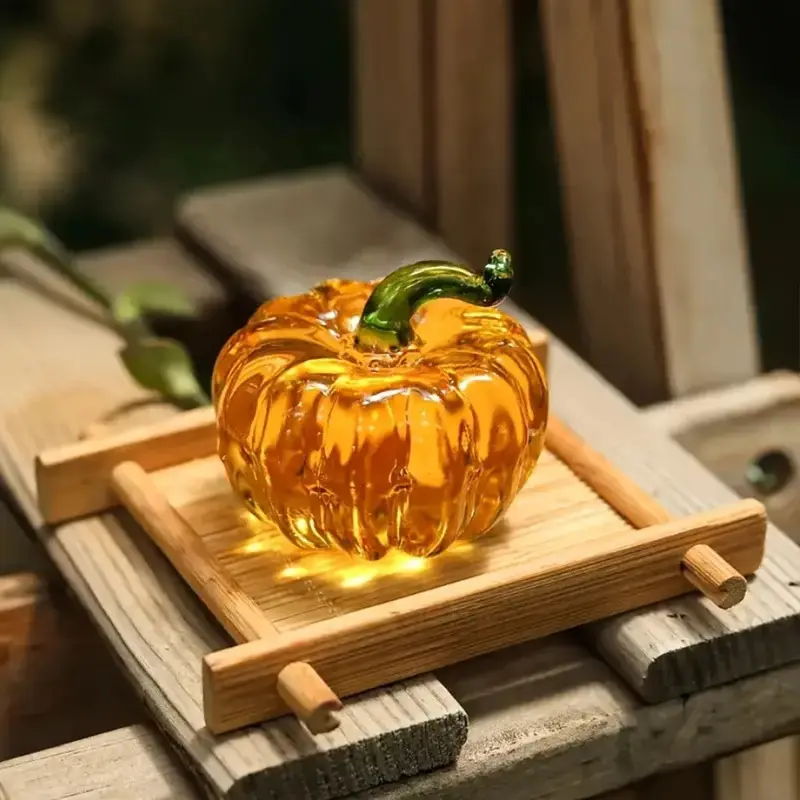 Crystal Glass Pumpkin Decor Figurine Halloween Pumpkin  Thanksgiving Table Decoration Glass Crafts Souvenir Home Decor Glass Pumpkin Shaped Decorative Ornament, 1Count Handmade Pumpkin Decoration, HalloweenDecoration ltems,