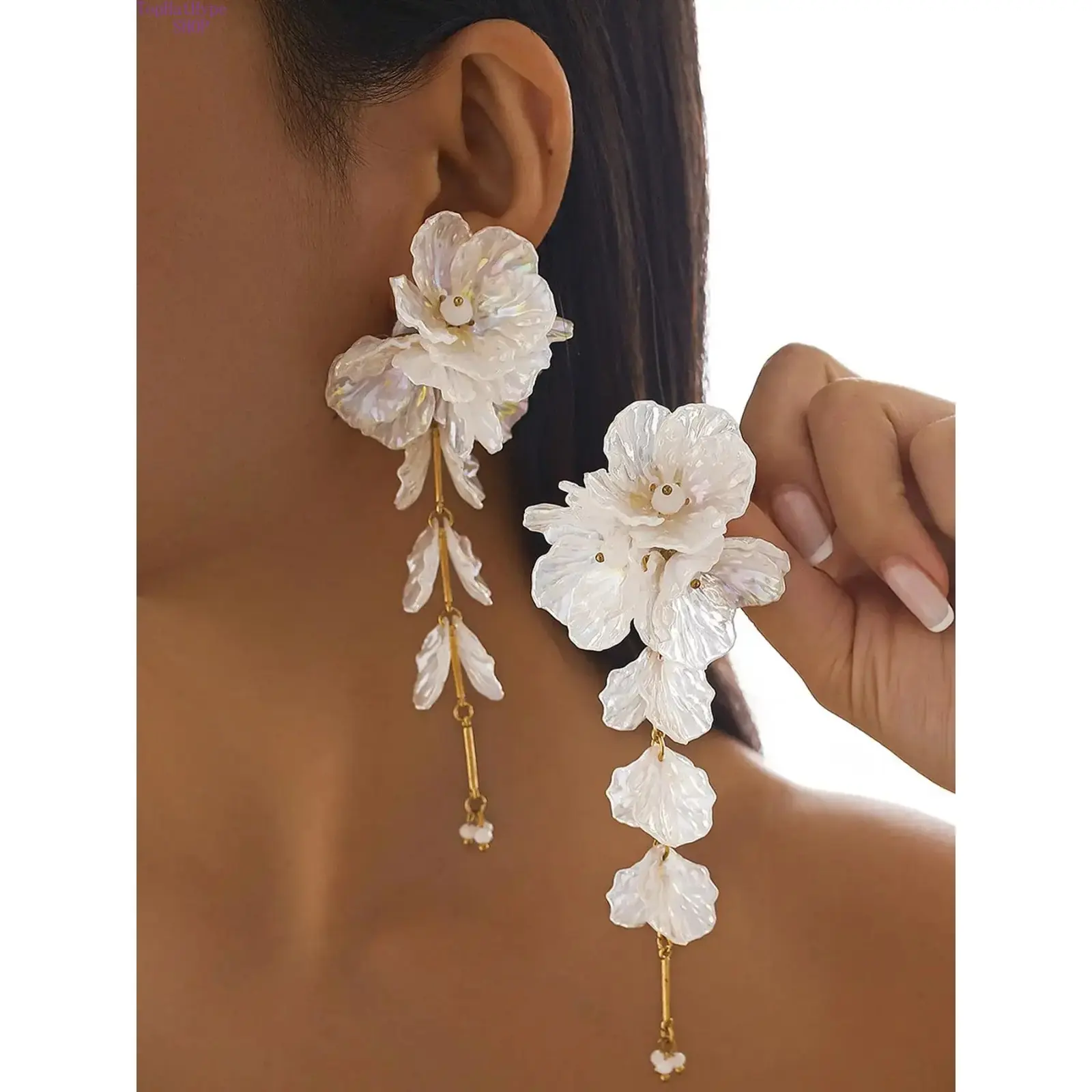 Women's Floral Tassel Dangle Earrings - Earring for Women, Boho & Cute Style, Decorative Rose Flower Cluster, Long Drop, Delicate Detail, Lightweight High-Quality All-Match Statement Jewelry, Ideal Gift for Birthdays & Daily Wear, Flower Cluster Earrings