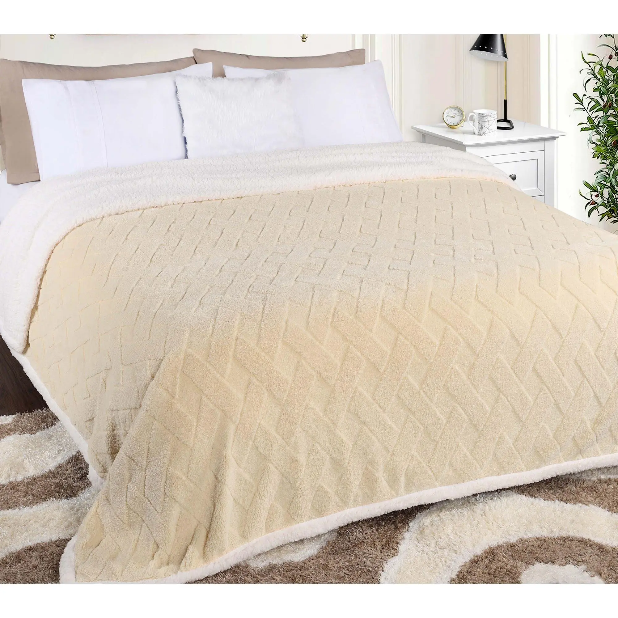 Superior Reversible Jacquard Fleece Blanket- Full/Queen Superior Reversible Jacquard Fleece Blanket- Full/Queen