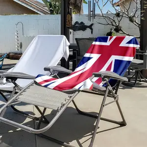 1 piece Union Jack themed beach towel - Flannel blanket with modern design, suitable for sofas and beds, all-season use, super soft and comfortable, digitally printed pattern, 100% polyester material, machine washable, suitable for camping, naps