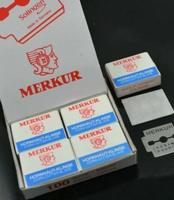 100pcs Merkur Solingen Germany Platinum Coated Corn Callus Remover Blades   100pcs Merkur Solingen Germany Platinum Coated Corn Callus Remover Blades