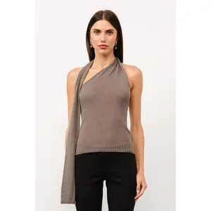 Adele a-la Scarf Top