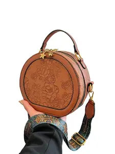 Vintage Floral Pattern Handbag, Floral Embossed Satchel, Fashionable Elegant Embossed Bag, Star Decorated Crossbody Bag for Women 2025, Trendy Luxury Designer Matching Shoulder Everyday Bag for Women, Crossbody Purses, Pu Tote Satchel