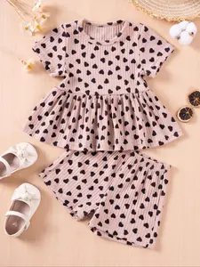 Two-Piece Set Toddler Girl's Heart Print Ruffle Trim Tee & Shorts, Cute Casual Short Sleeve T-shirt & Shorts for Daily Wear, Kids Summer Clothes