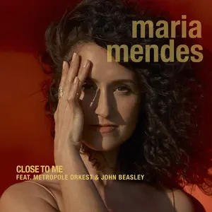 Maria Mendes - Close To Me  [COMPACT DISC - CD]
