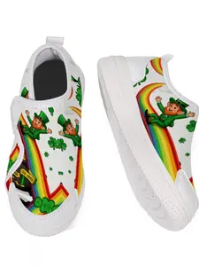 Hook-and-loop slip-on flat children's shoes.Stylish prints.Anti-collision toe cap for toe protection.Suitable for Children's Day, Independence Day, St. Patrick's Day and World Cup.Casual flat shoes, sizes 28-39.