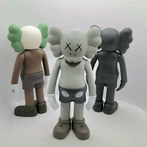 Standing Vinyl Figure 7 Inches without Box - High-Quality Collectible for Art Enthusiasts and Vinyl Figure Collectors