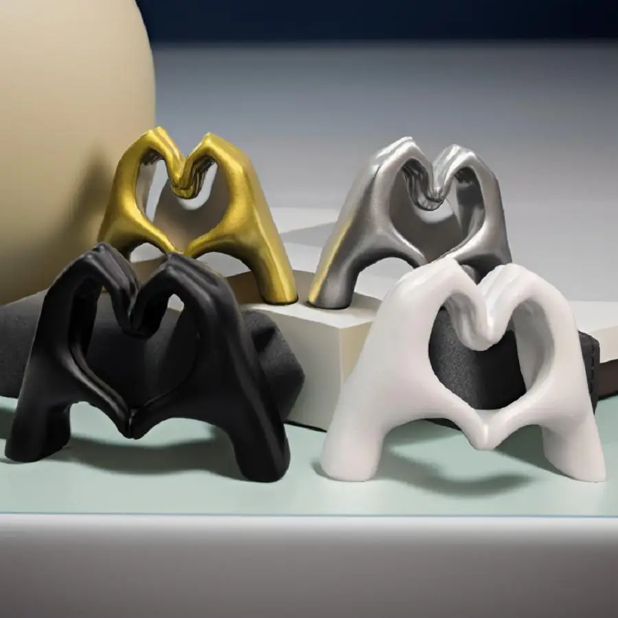 Mini Hand Shaped Design Resin Ornament, 1 Count Modern Couple Themed Desktop Decoration, Home Decor Supplies for Living Room Bedroom Office