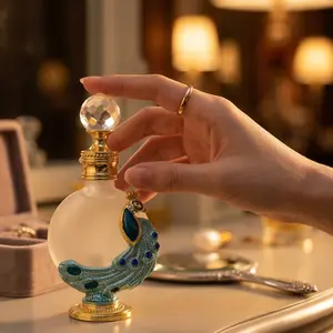 Natural Women's Perfume Oil Concentrate, Long-Lasting Floral Fragrance, Middle Eastern Musk Scent, 10ML Peacock Enamel Bottle, Portable Design, Floral Jasmine Perfume