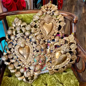 Cutout Sacred Heart Ornament - Simple Design with Heart Shape and Elegant Craftsmanship