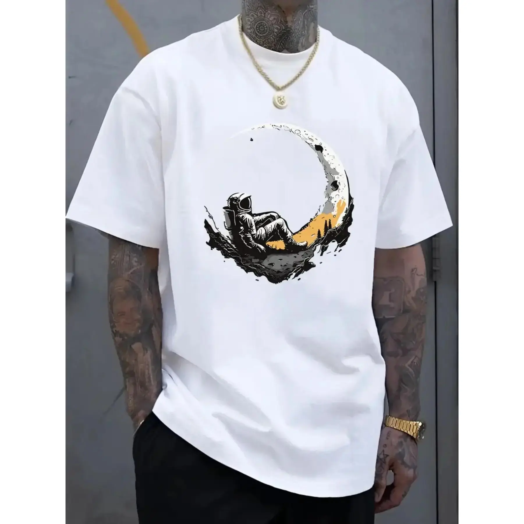 Men's Unisex Fitted Cut Short Sleeve T-Shirt - Astronaut Print, Casual Wear, Summer Streetwear, Vacation Top, New Arrival (Sports & Outdoor Clothing)